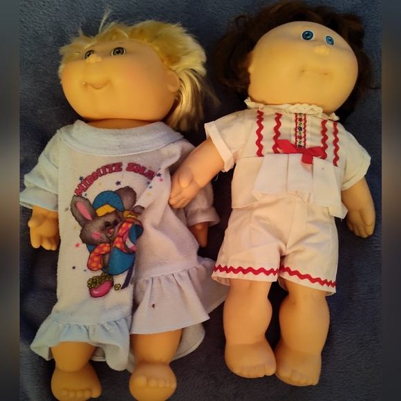 Hasbro Other - 2- Vintage Cabbage Patch Dolls (1982 & 1991)